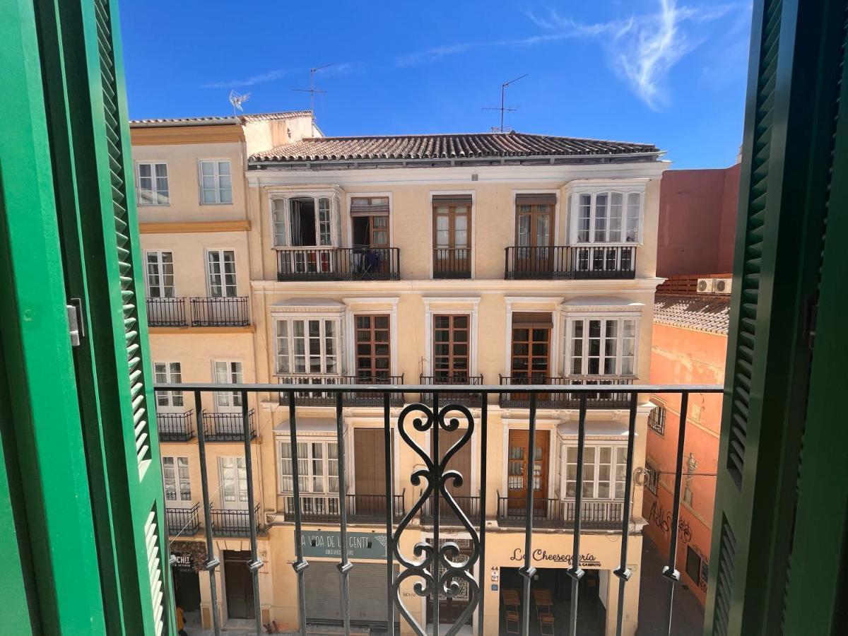 Homely Malaga Carreteria Con Piscina Exterior photo